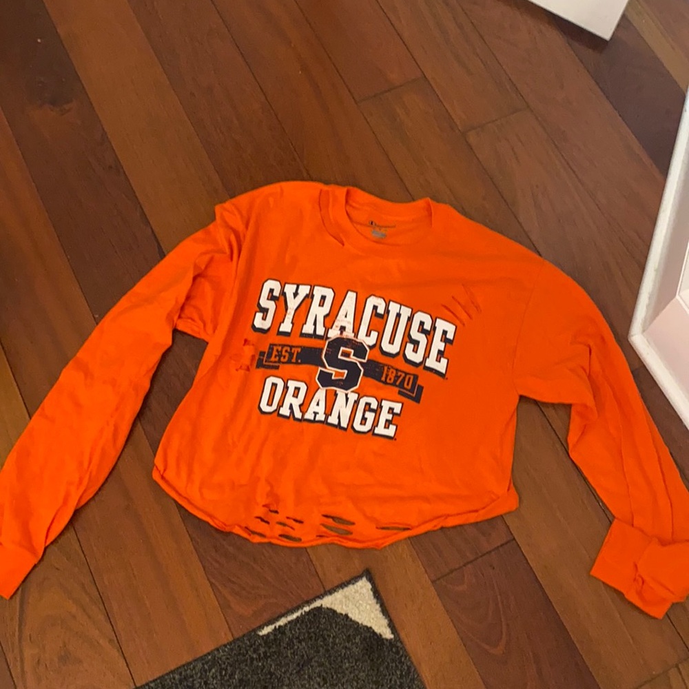 Long sleeve Syracuse top with distressing